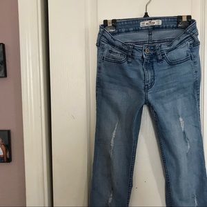 00 Hollister Jeans